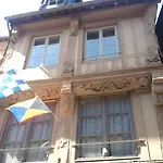 Le Du Gouverneur