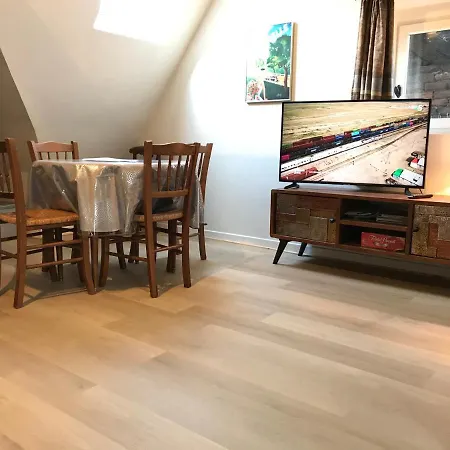 Le Du Gouverneur Apartment Honfleur