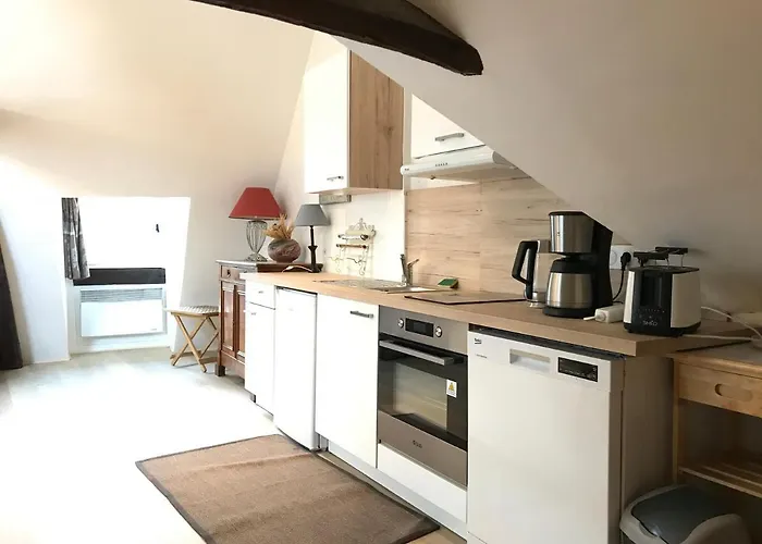 Le Du Gouverneur Apartment *